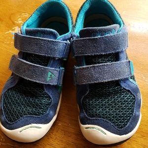 Plae Shoes